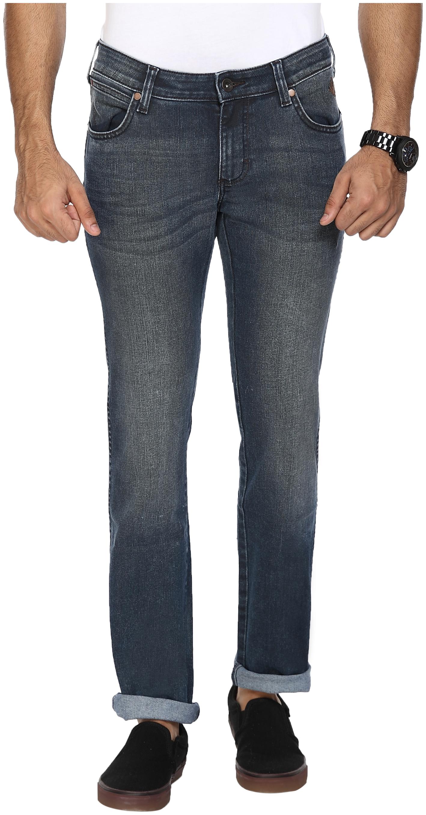 

Wrangler Men Blue Slim Fit Jeans