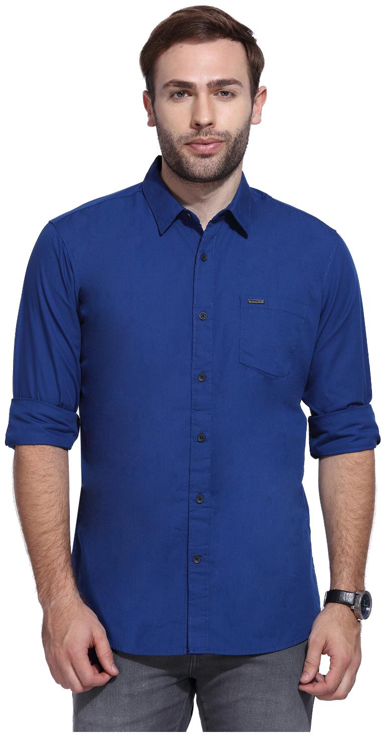 

Wrangler Men Blue Solid Regular Fit Casual Shirt
