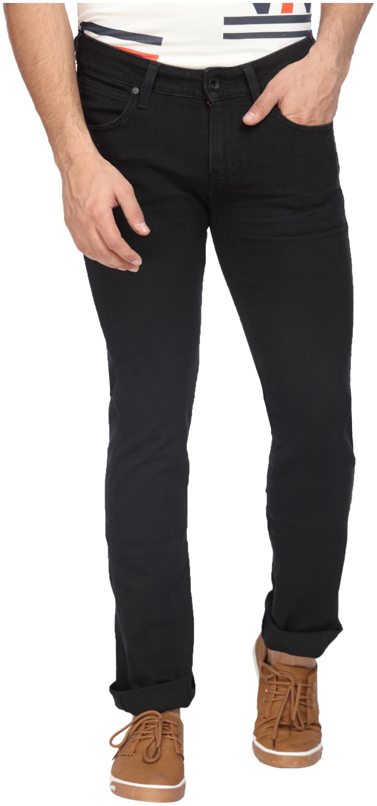 

Wrangler Men Black Slim Fit Jeans
