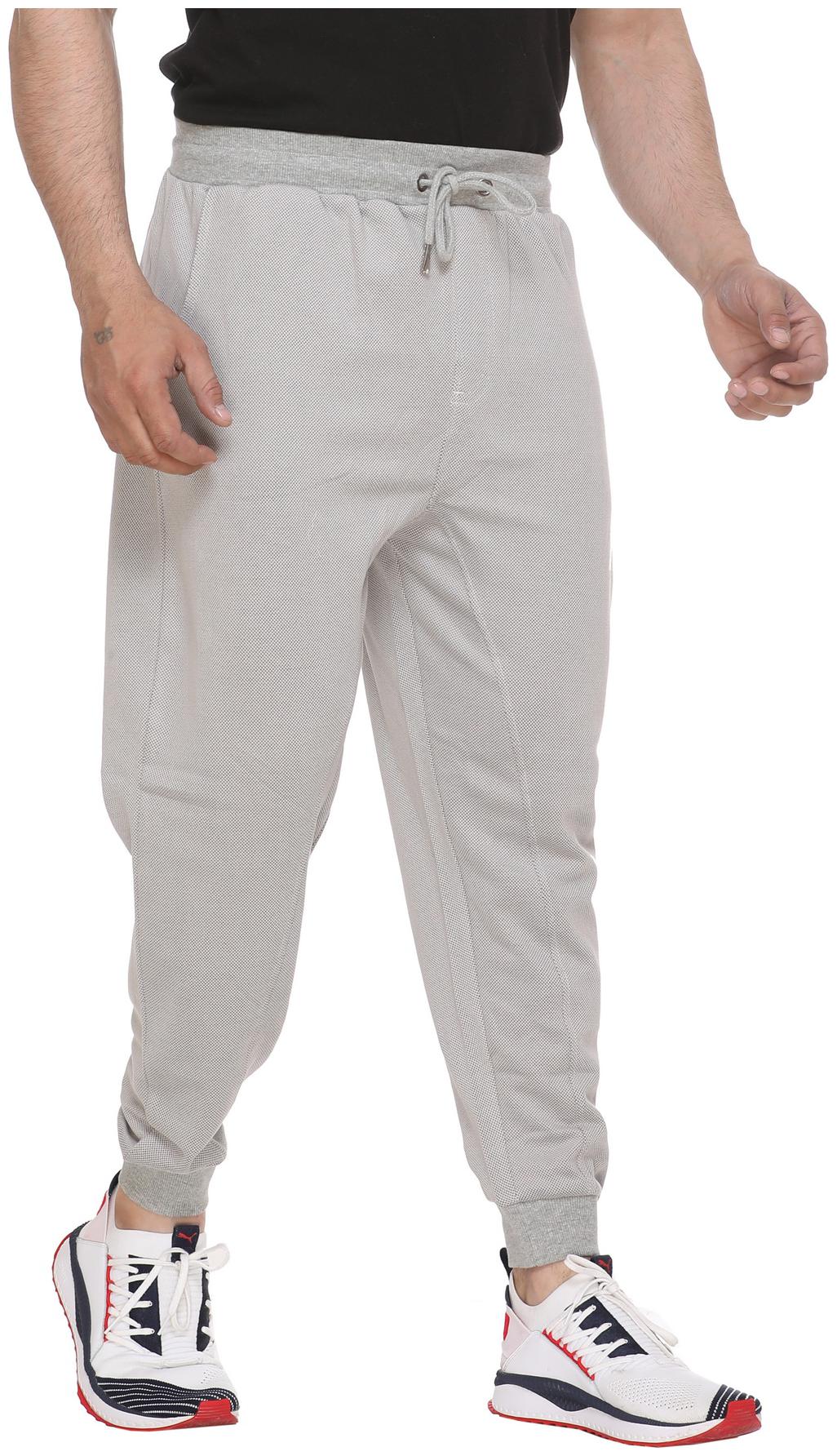 

Y I Men Grey Solid Slim fit Joggers