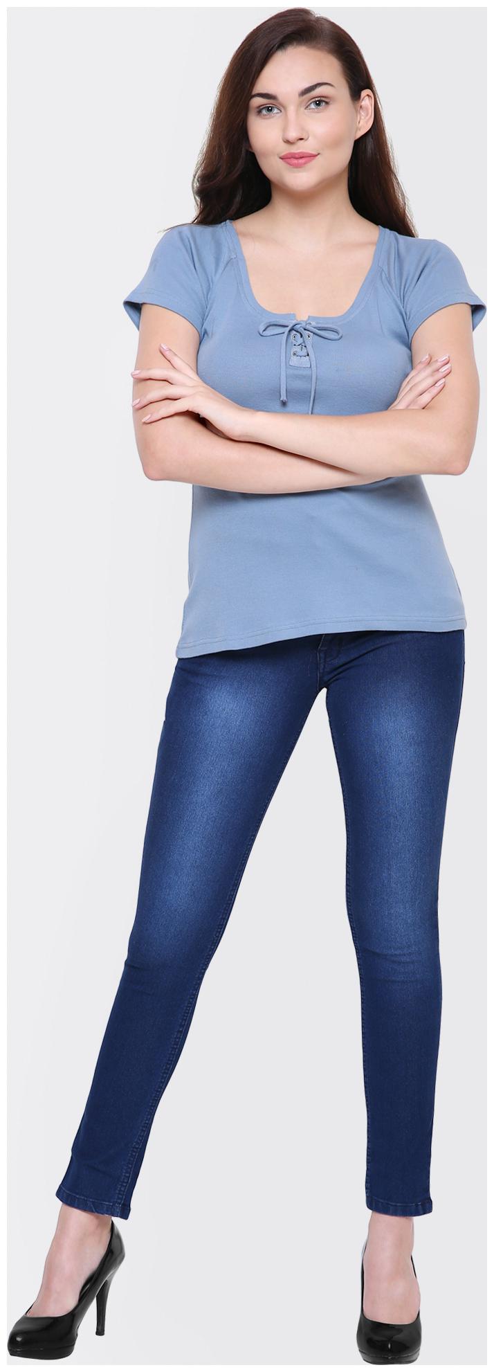 

YAADLEEN Women Solid Regular top - Blue