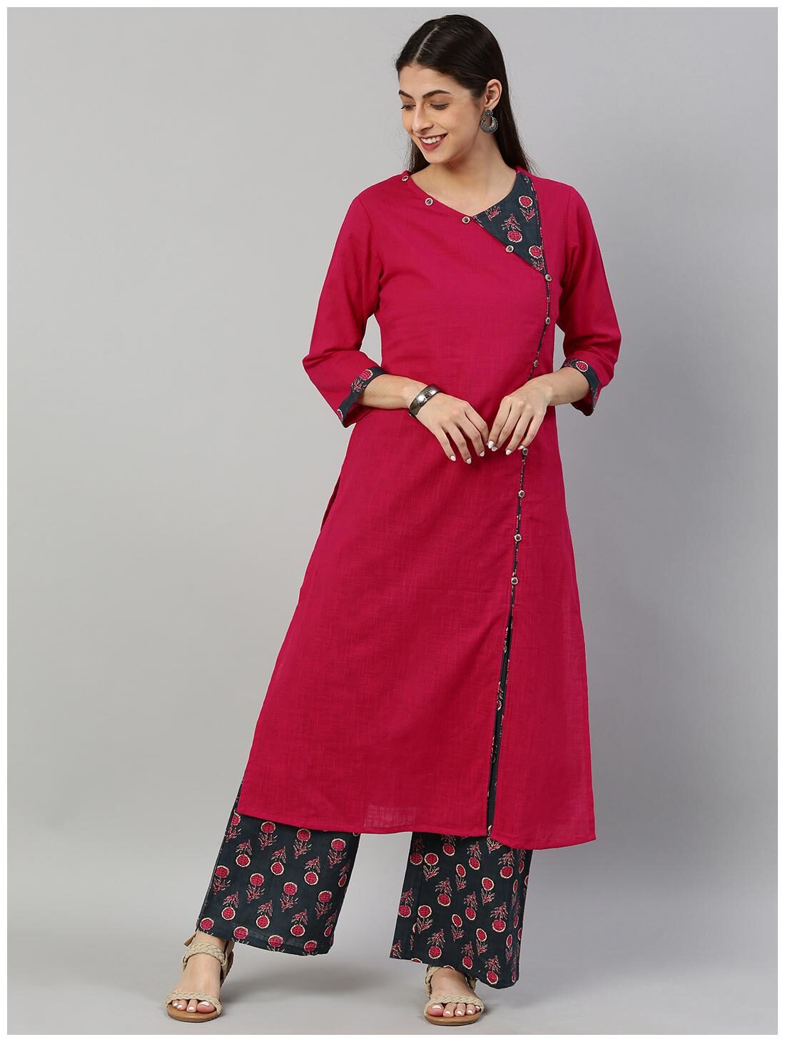 

Yash Gallery Women Pink Floral Straight Kurta With Palazzo