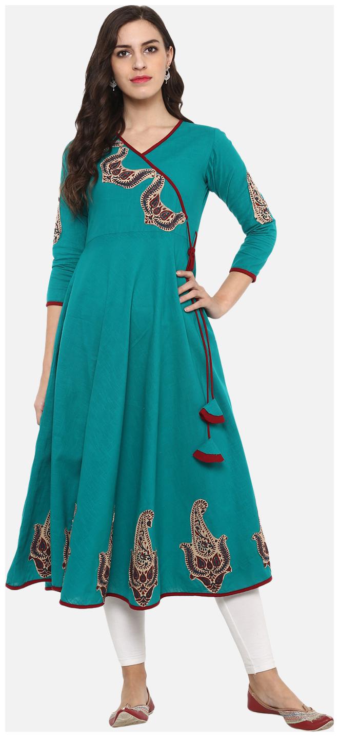 

Yash Gallery Women Green Solid Angrakha Kurta