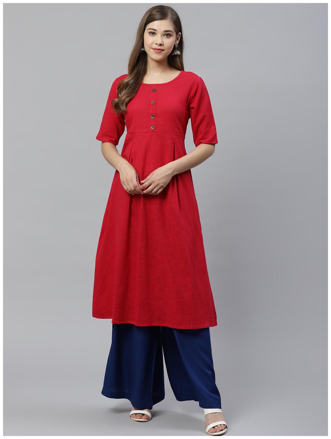 

Yash Gallery Women Red Solid Fit and Flare Kurta