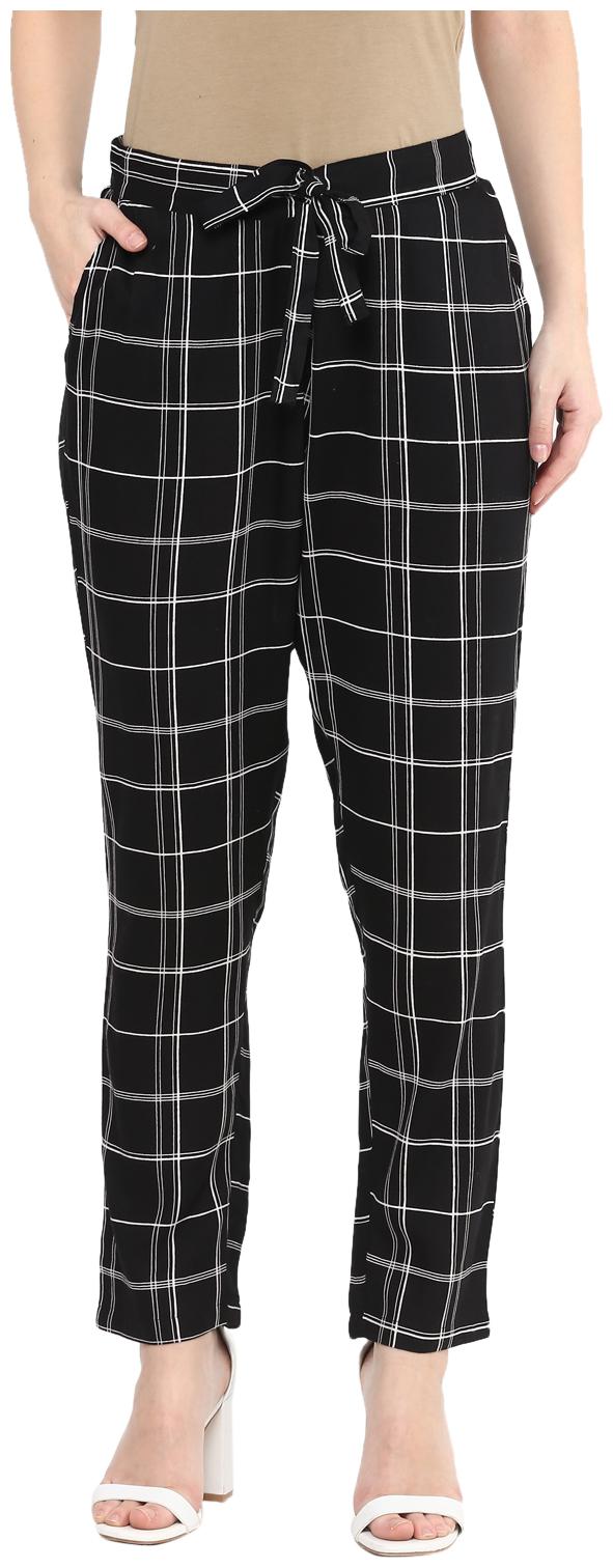

Yash Gallery Women Black Regular fit Cigarette pants