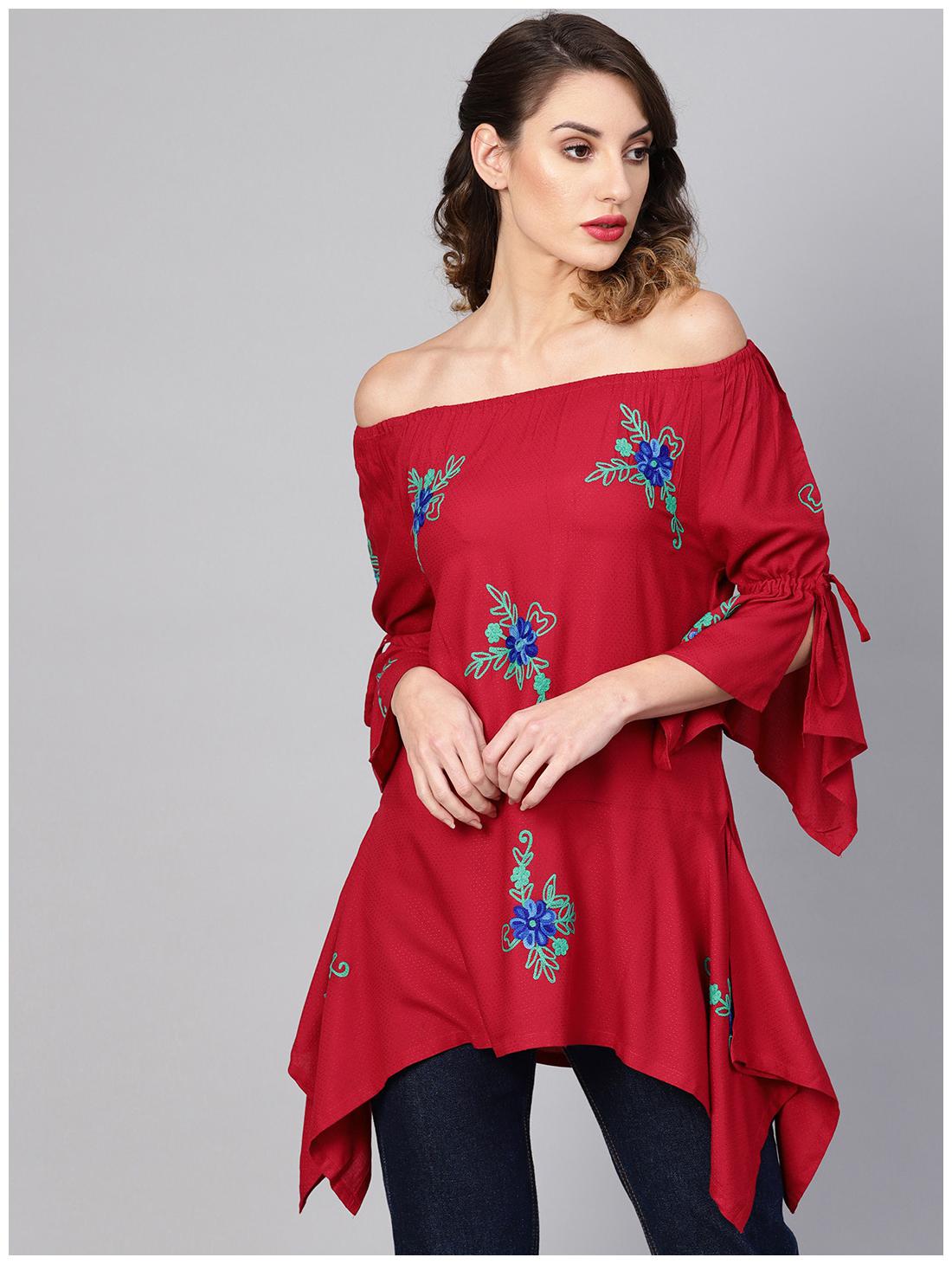 

Yash Gallery Women Embroidered Regular top - Maroon