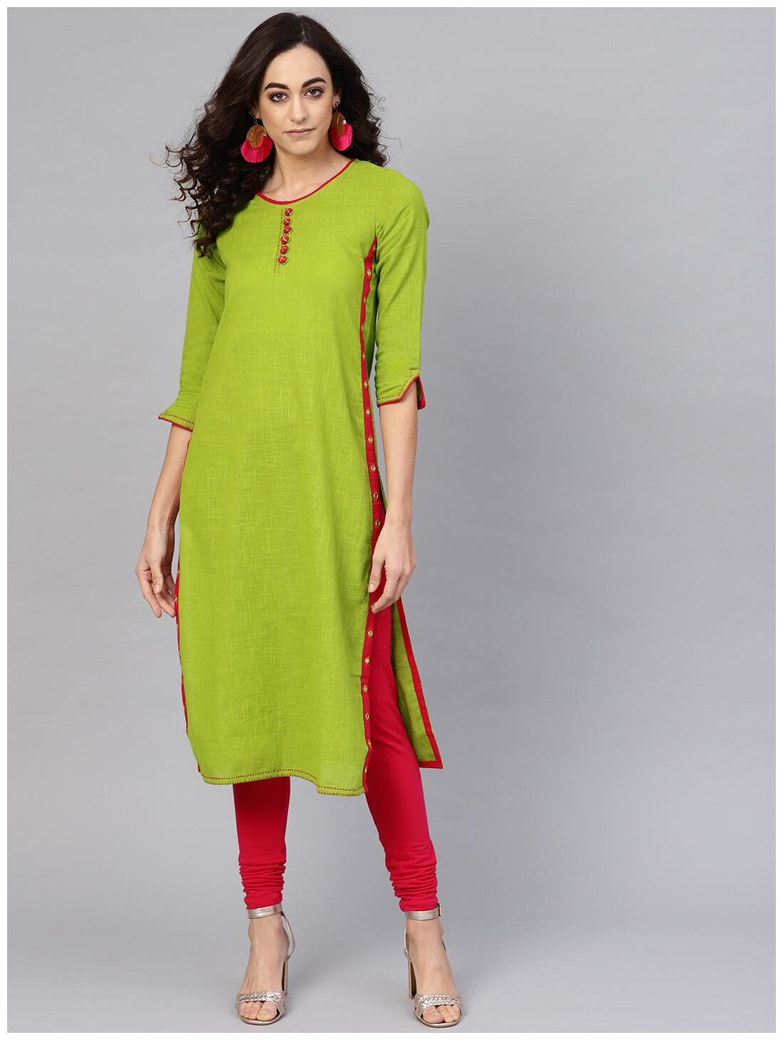 

Yash Gallery Women Green Embroidered Straight Kurta