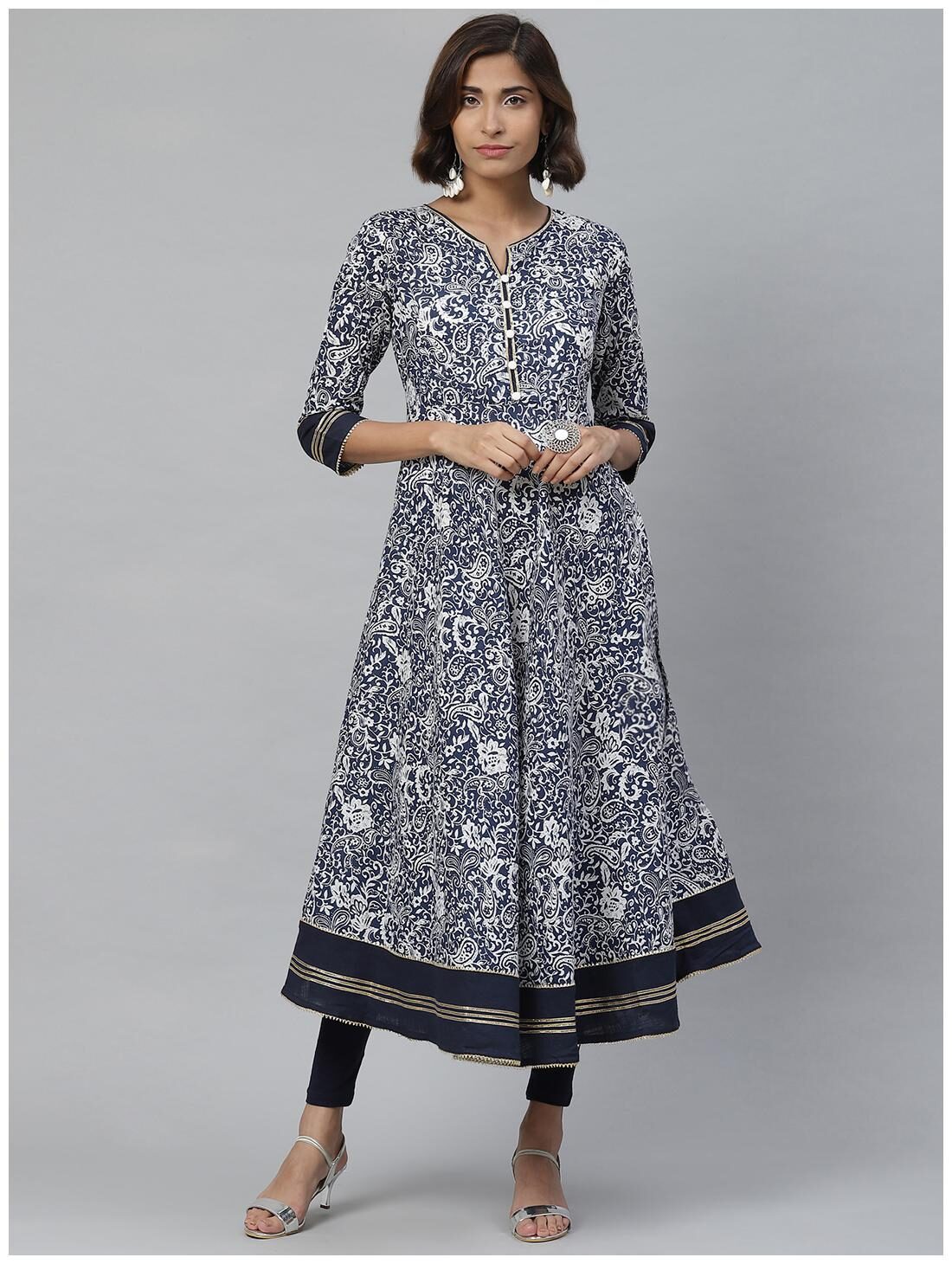 

Yash Gallery Women Blue Floral Fit and Flare Kurta