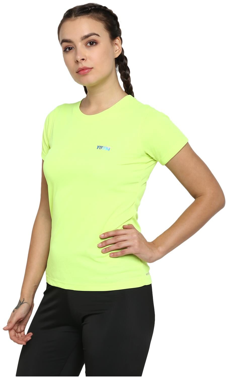

Yuuki Women Green Regular fit Round neck Polyester T shirt