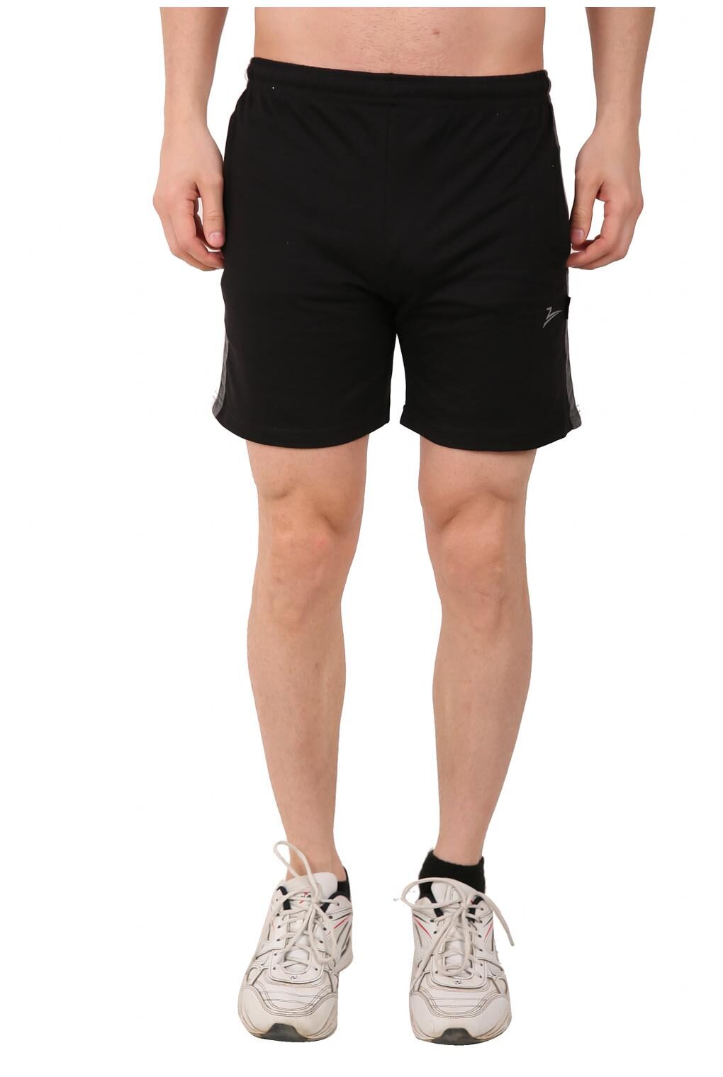

Zeffit Men Black Regular Fit Regular Shorts