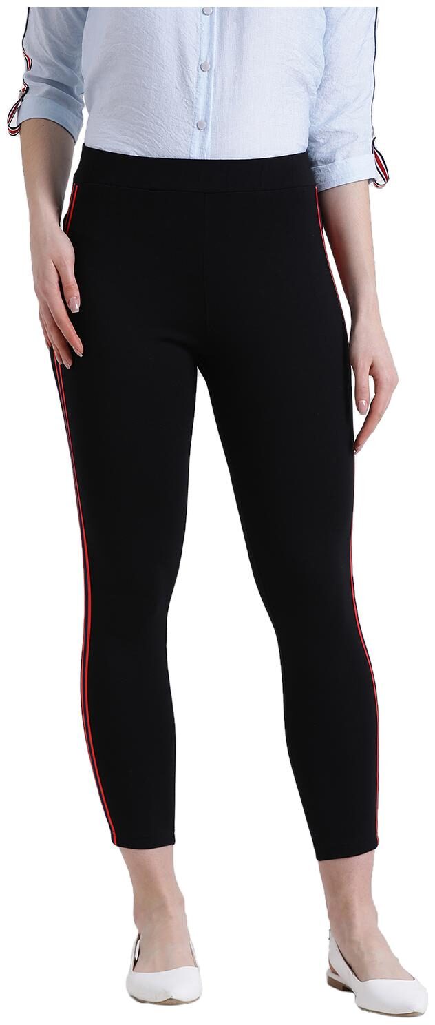 

Zink London Black Solid Leggings for Women