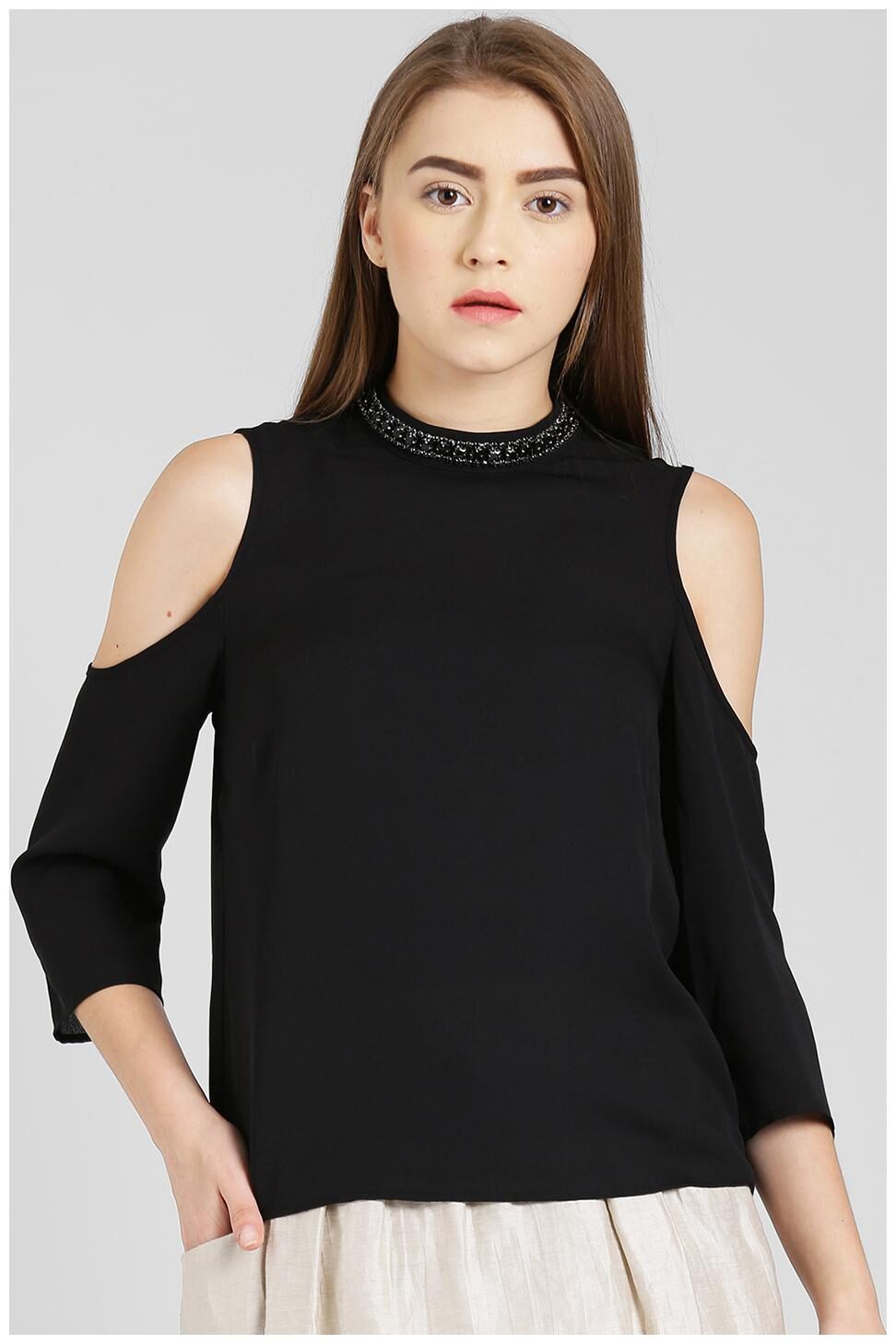 

Zink London Women Solid Regular top - Black