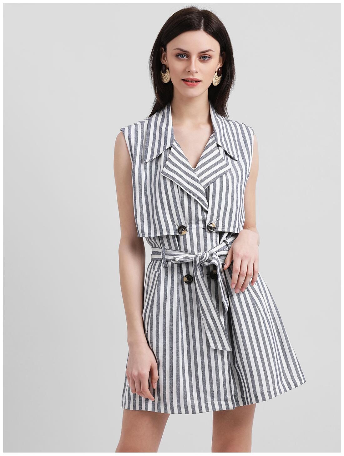 

Zink London White Grey Striped Wrap dress
