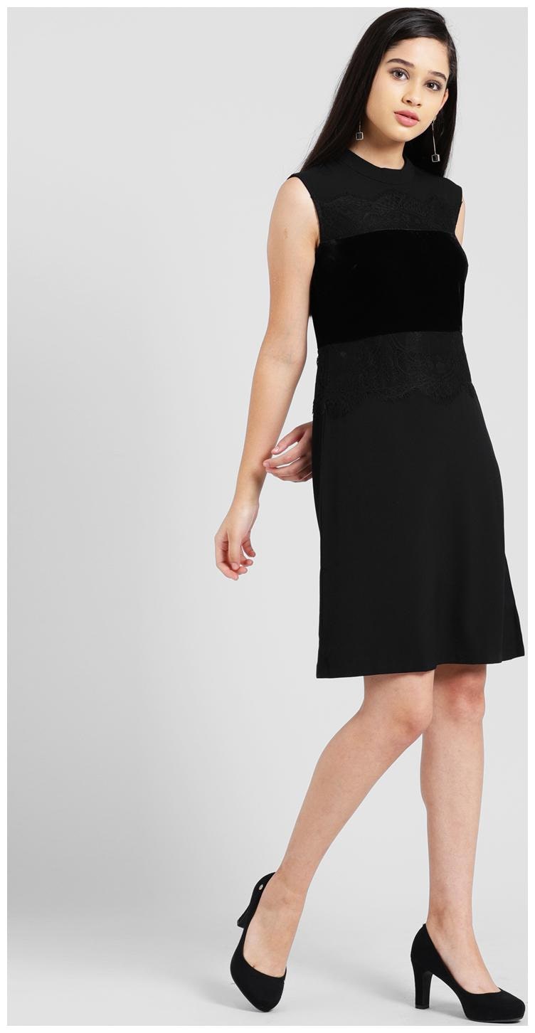 

Zink London Black Solid A-line dress