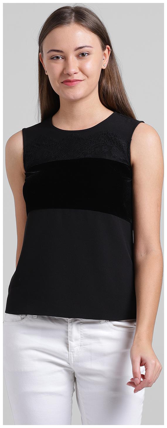 

Zink London Women Solid Regular top - Black