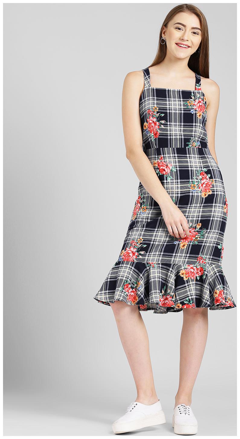 

Zink London Blue Checked Empire dress