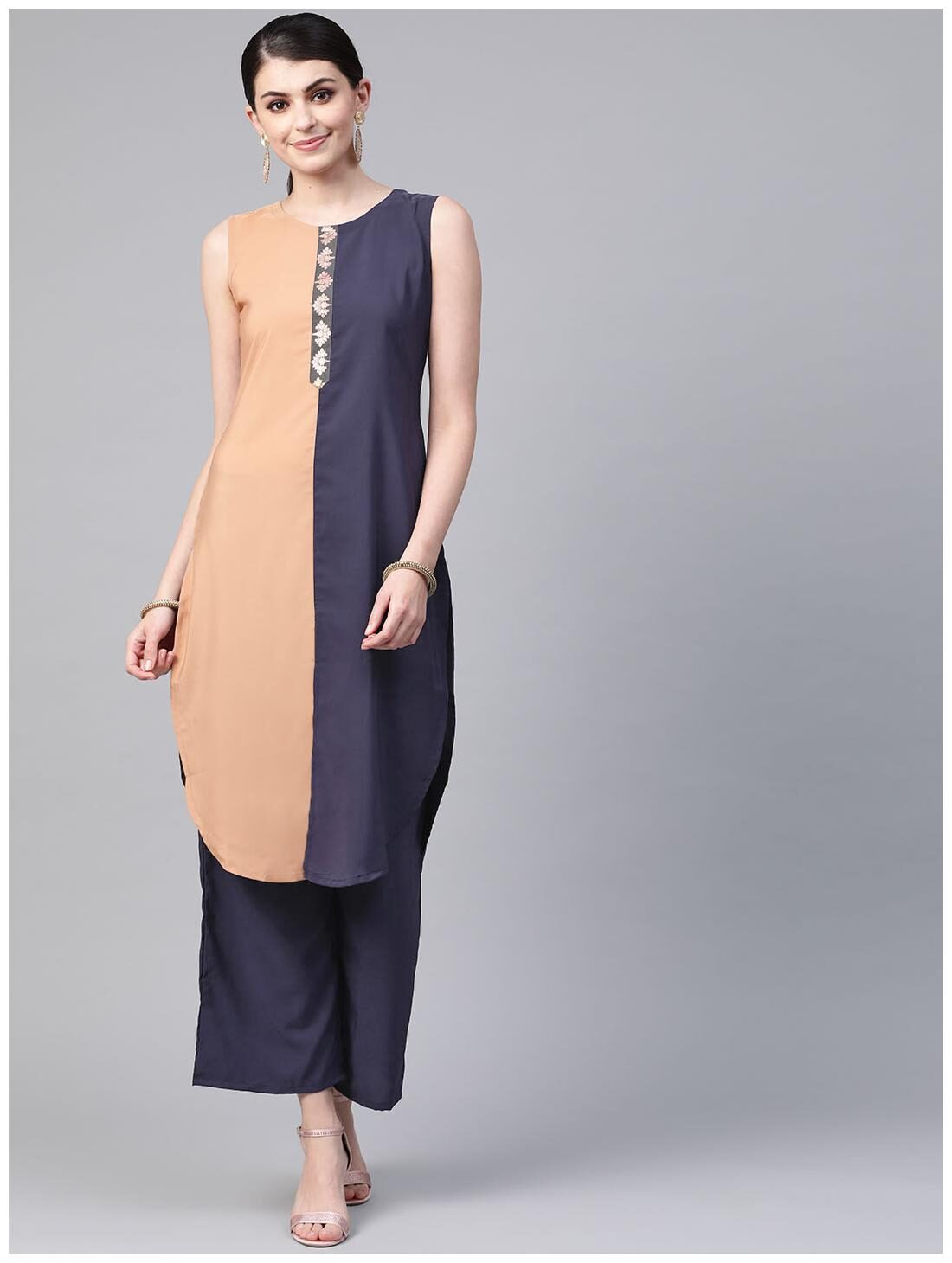 

ZIYAA Women Navy Blue Beige Solid Straight Kurta With Palazzo