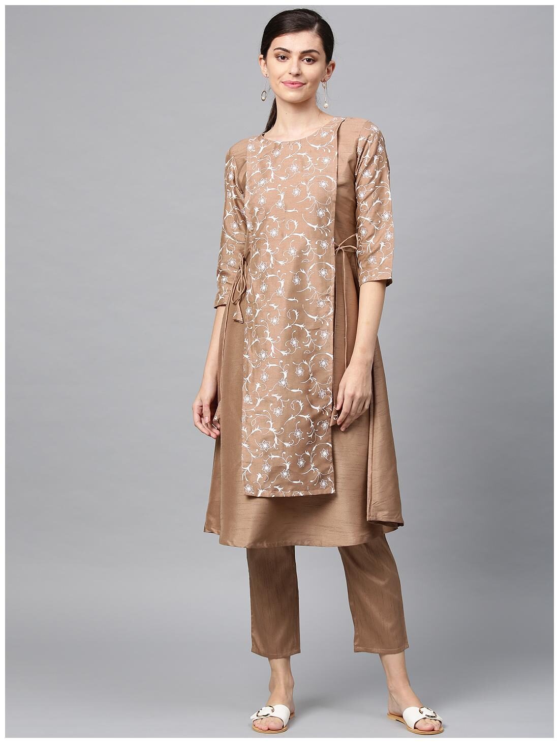 

ZIYAA Women Beige Floral Layered Kurta With Pants