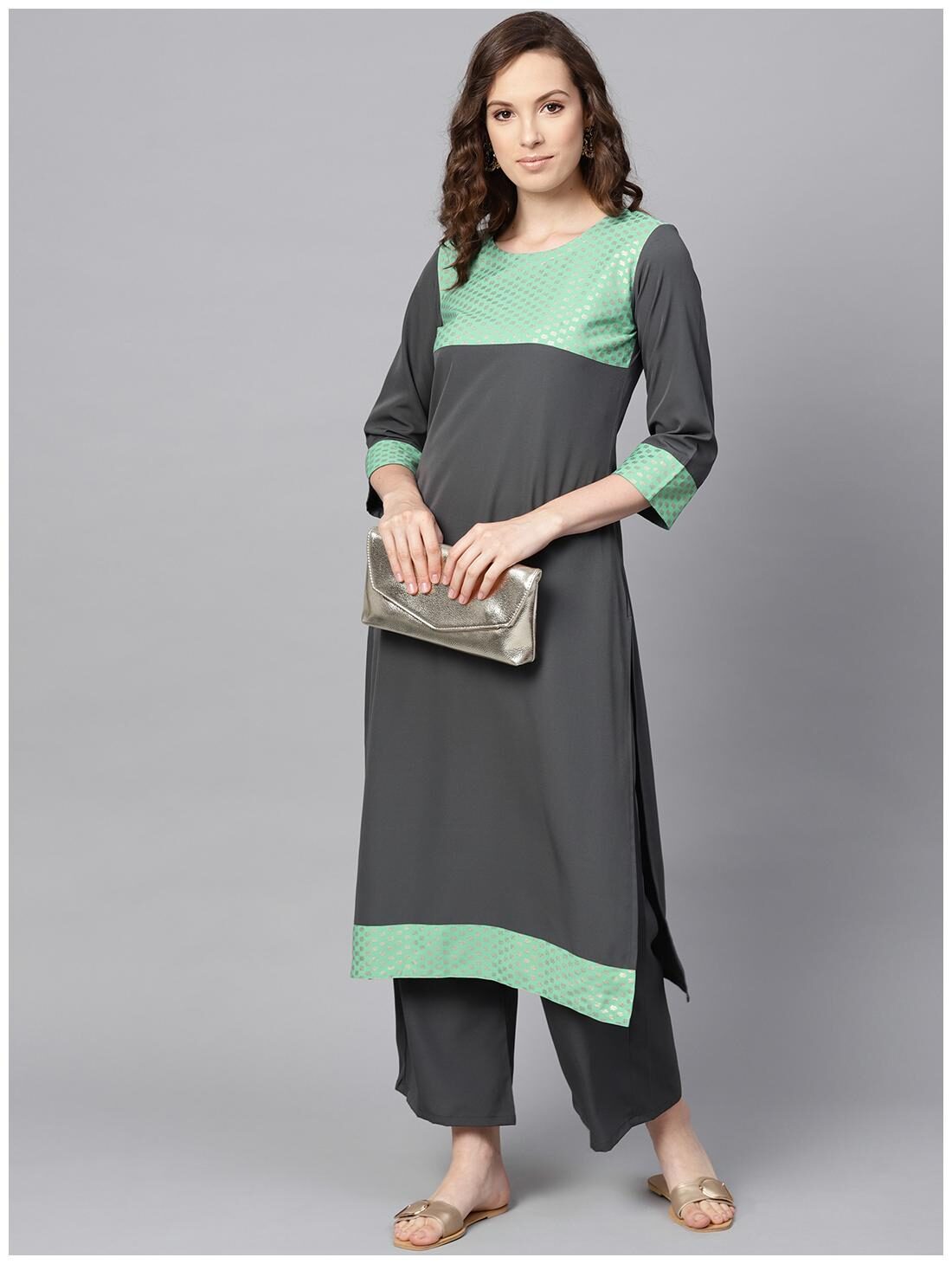 

ZIYAA Women Grey Solid Straight Kurta