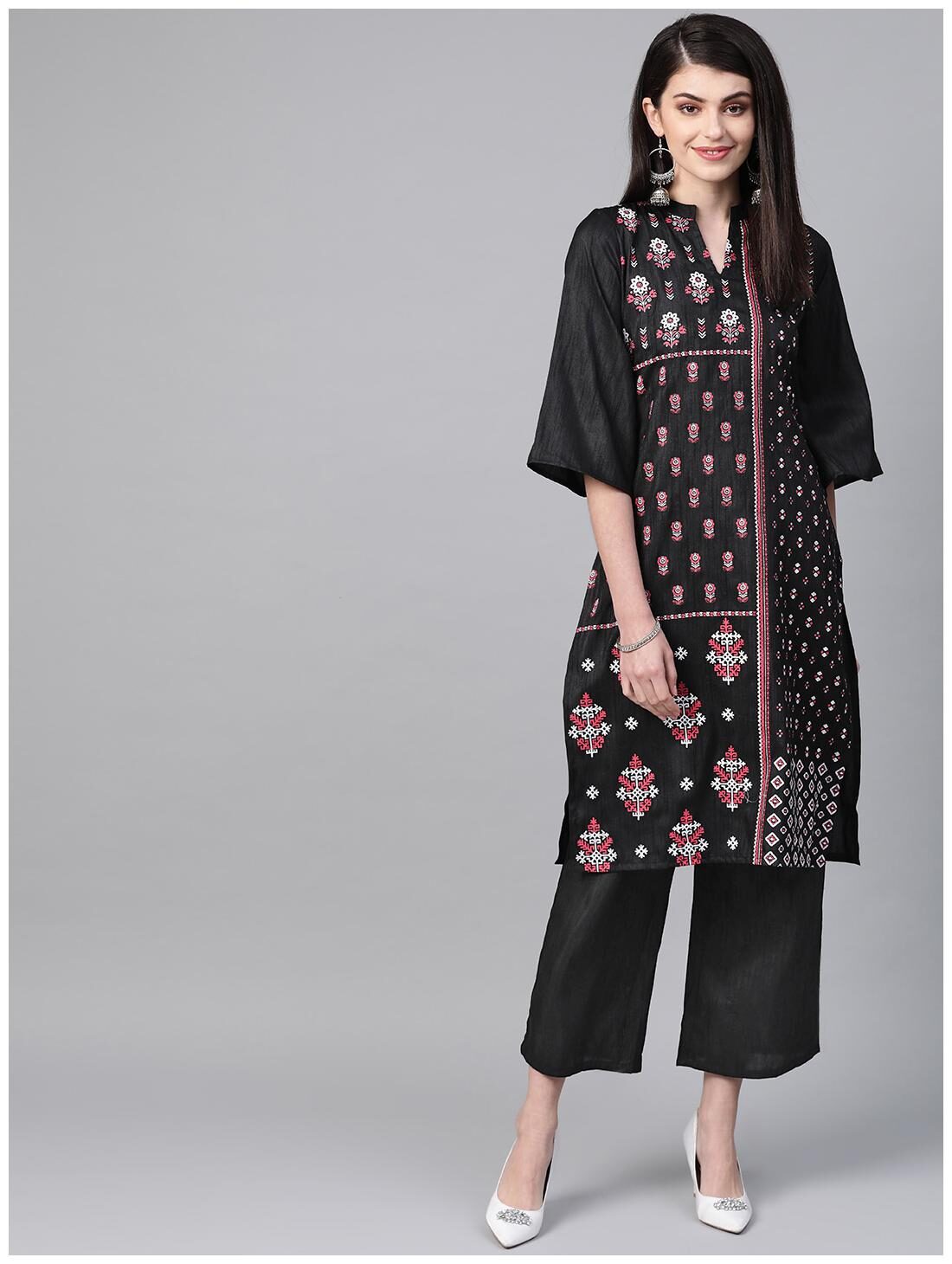 

ZIYAA Women Black Floral Straight Kurta With Palazzo