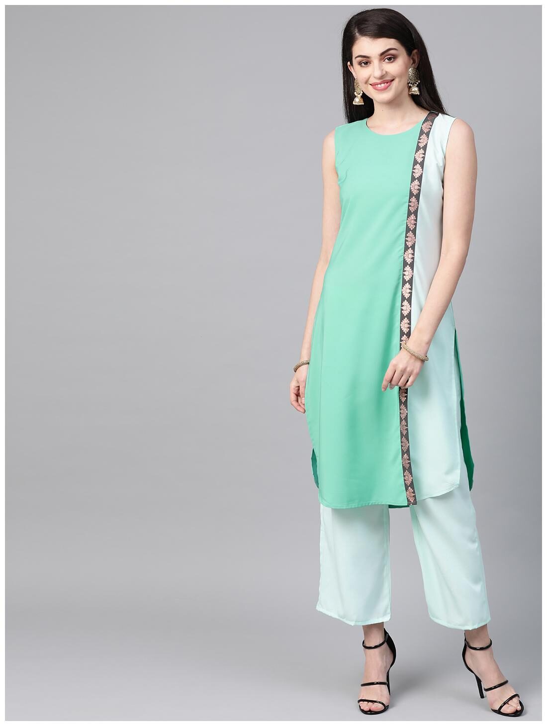 

ZIYAA Women Green Solid Straight Kurta With Palazzo