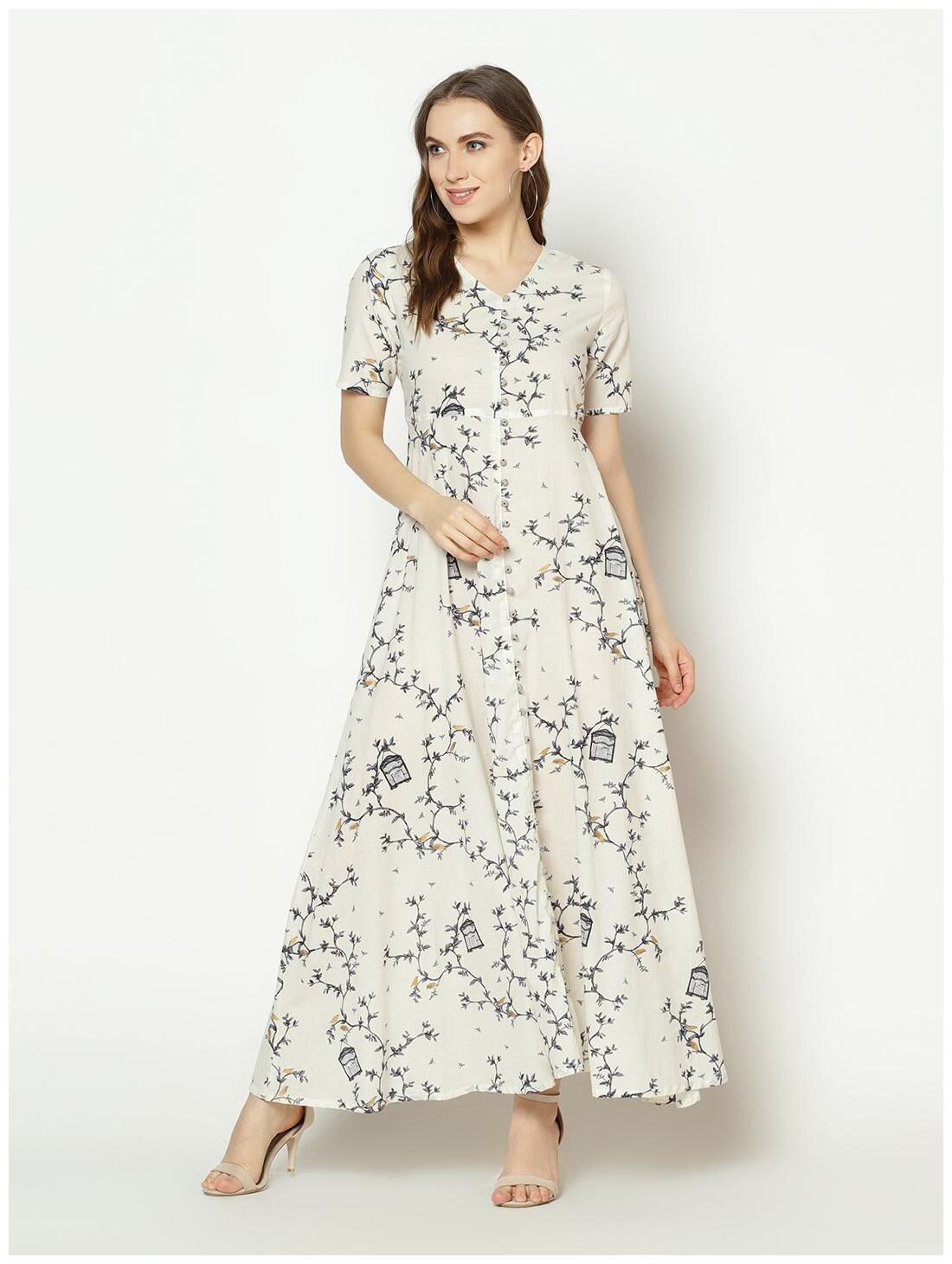 

ZNX Clothing White Floral Maxi dress