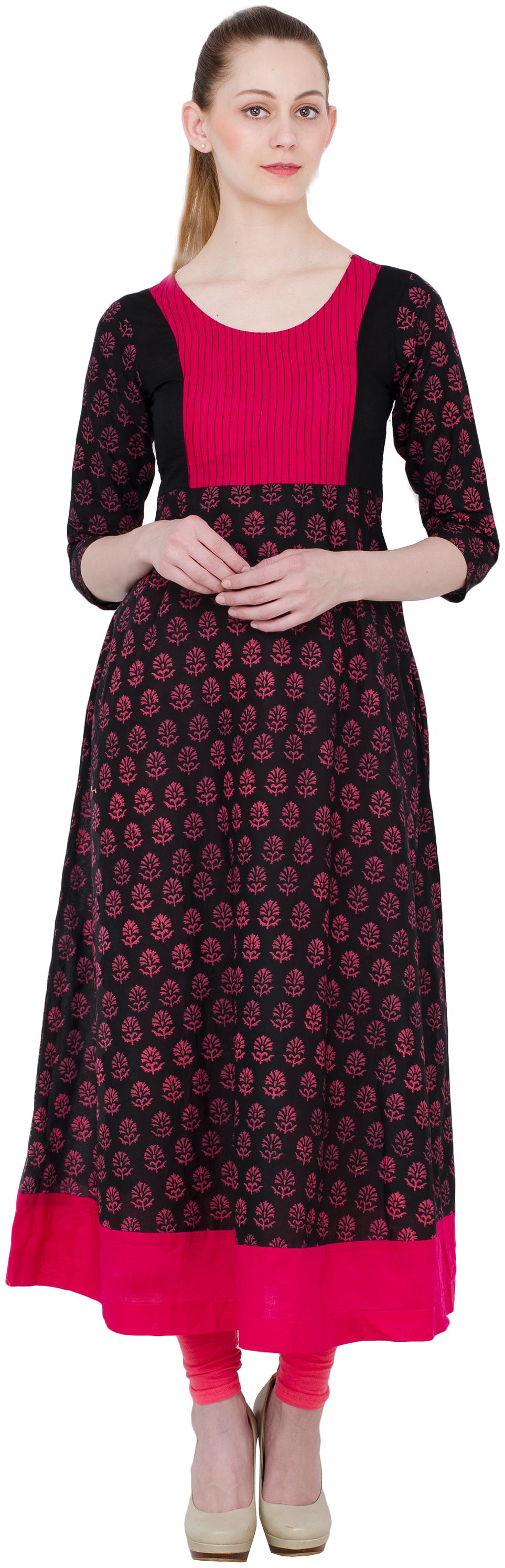 

Zoeyam s Women Black Pink Printed Anarkali Kurti