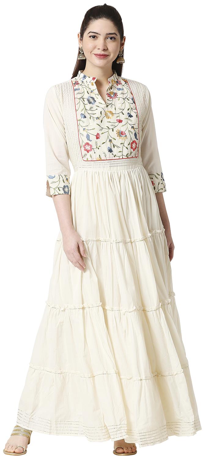 

ZRI Women Cream Embroidered Fit and Flare Kurta