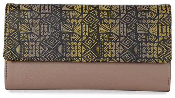 

Baggit Women Beige PVC Wallet
