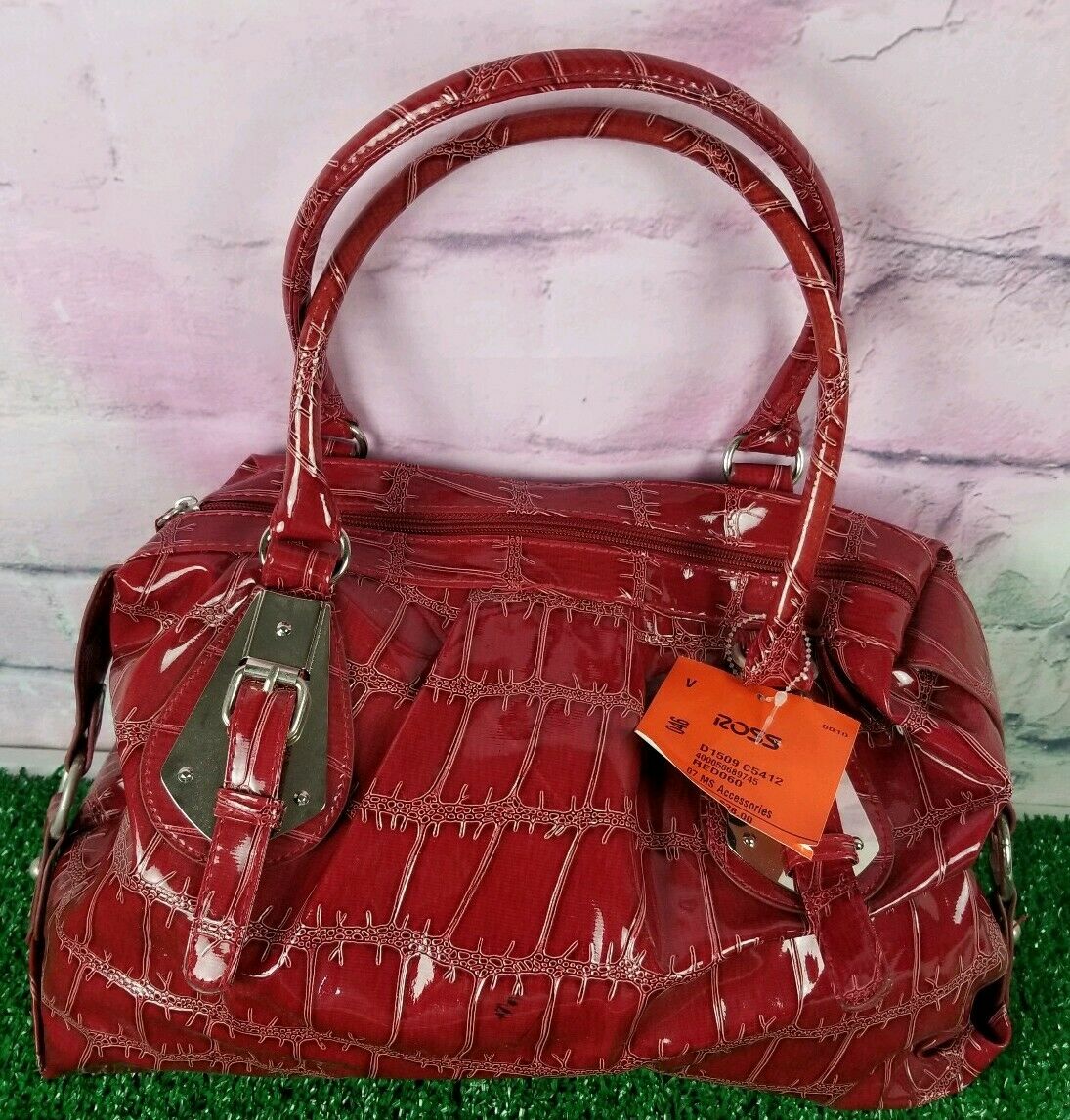 

Chateau Purse Red Glossy Lederimitat shoulder Bag NWT S