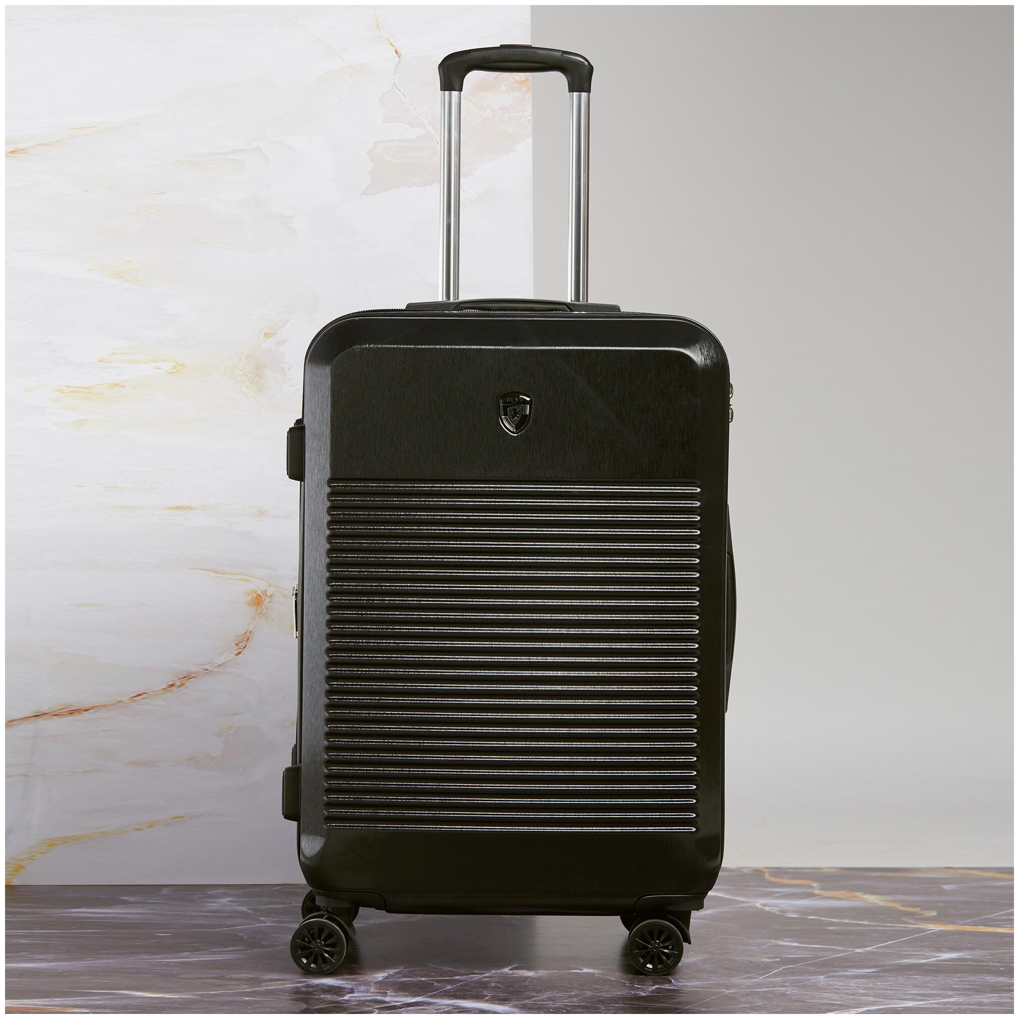 

HEYS Terra-Lite Hard Medium Black Trolley Bag (10128000126)