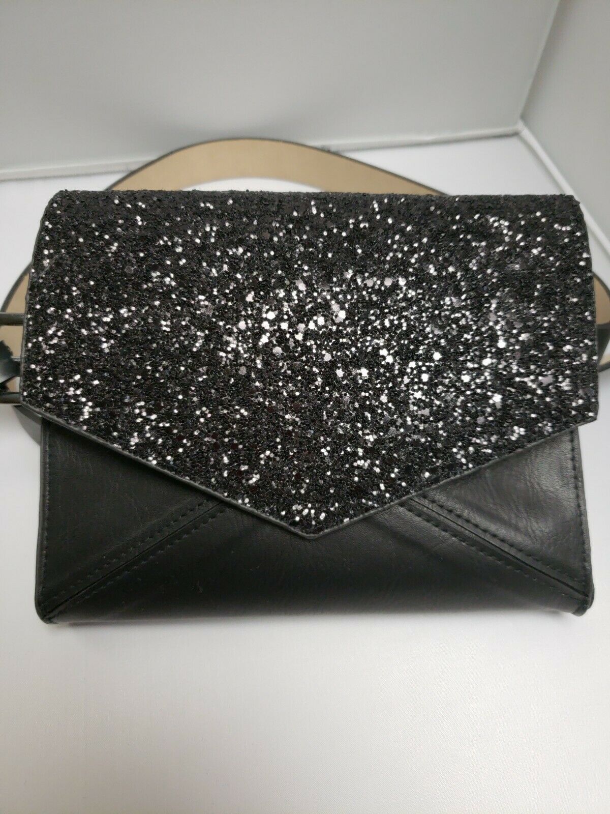 

INC INTERNATIONAL CONCEPTS BLACK SPARKLE BAG BELT W 126