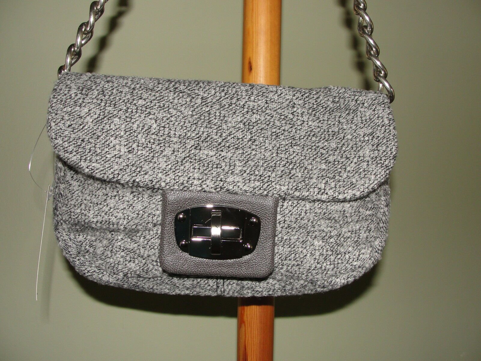 

NWT Shiraleah Gray Tweed Boucle Chantal Turn Lock Shoulder Bag Purse Vegan
