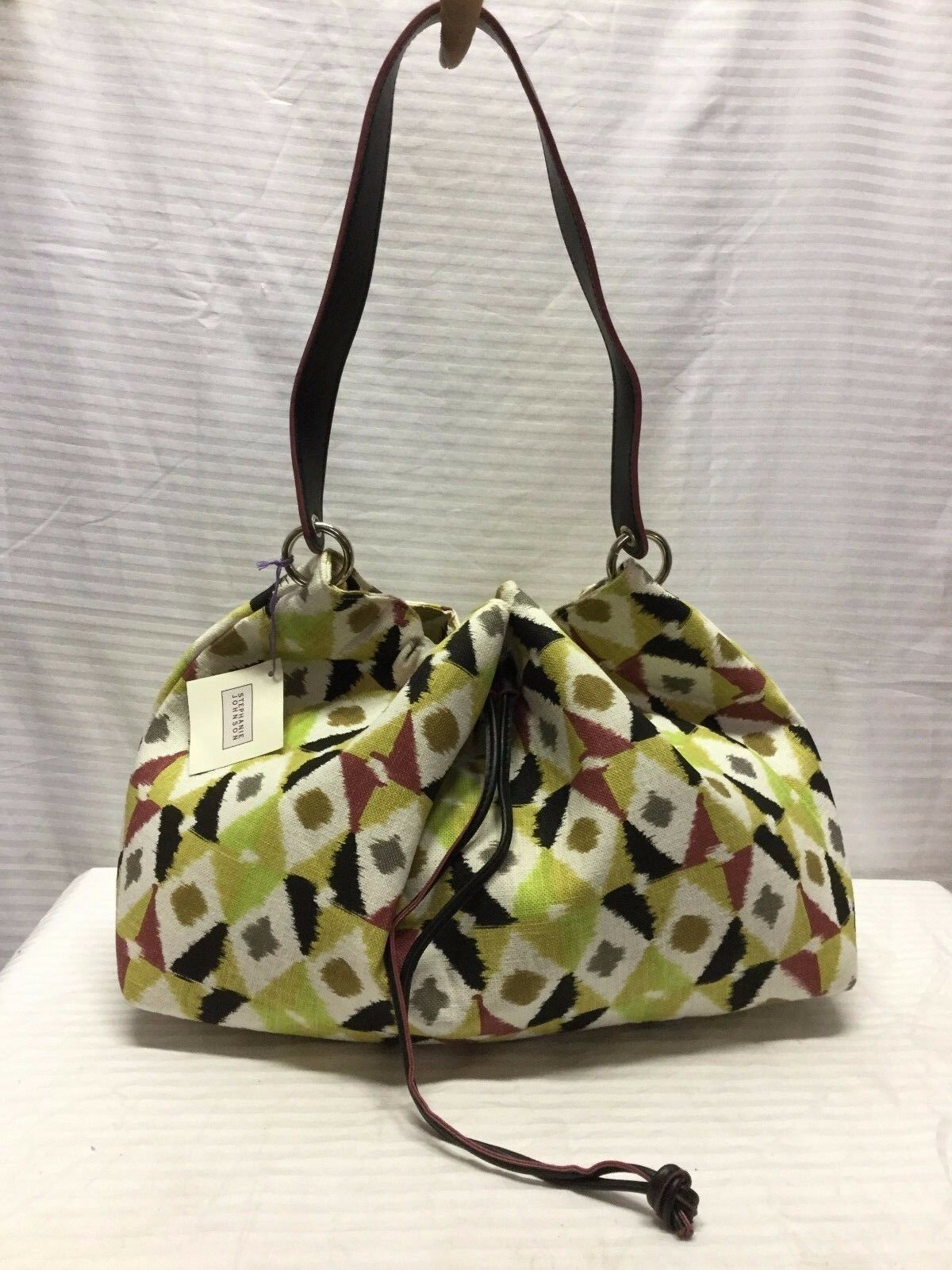 

NWT Stephanie Johnson Canvas Cinch Shoulder Bag Purse Bag Red Green Yellow B