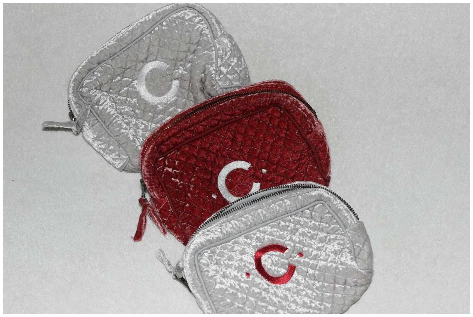 

POTTERYBARN Travel Gray Silver Quilted Velvet Cosmetic MakeUp Bag Set 3 Defect C