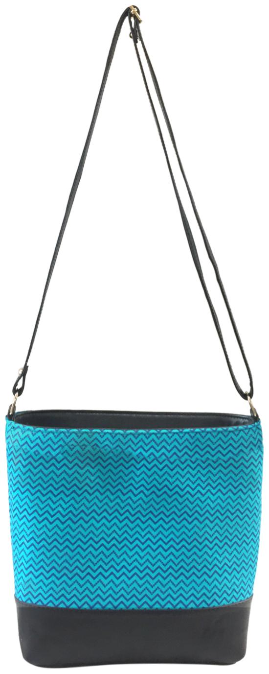 

SlayZo Blue Black Fabric Handheld Bag