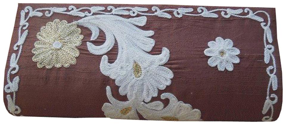 

Spice Art Women Brown Silk Clutch