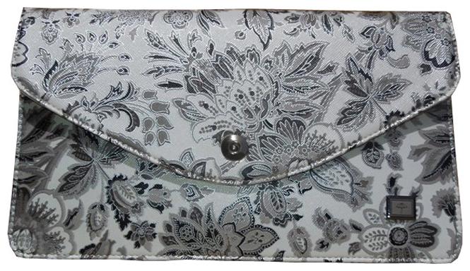 

Spice Art White Clutch