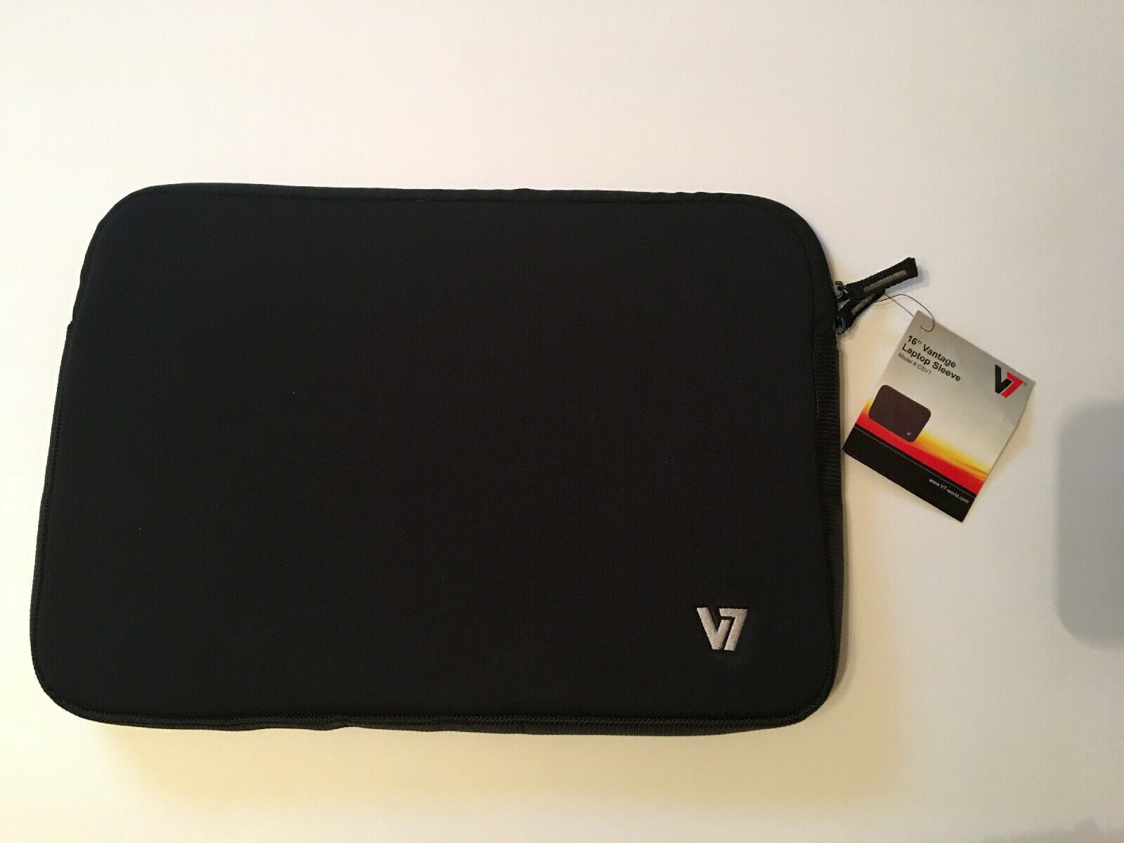 

V7 Notebook Carrying Case for 16 Notebooks 15 6 15 4 Laptops CSV1-9N