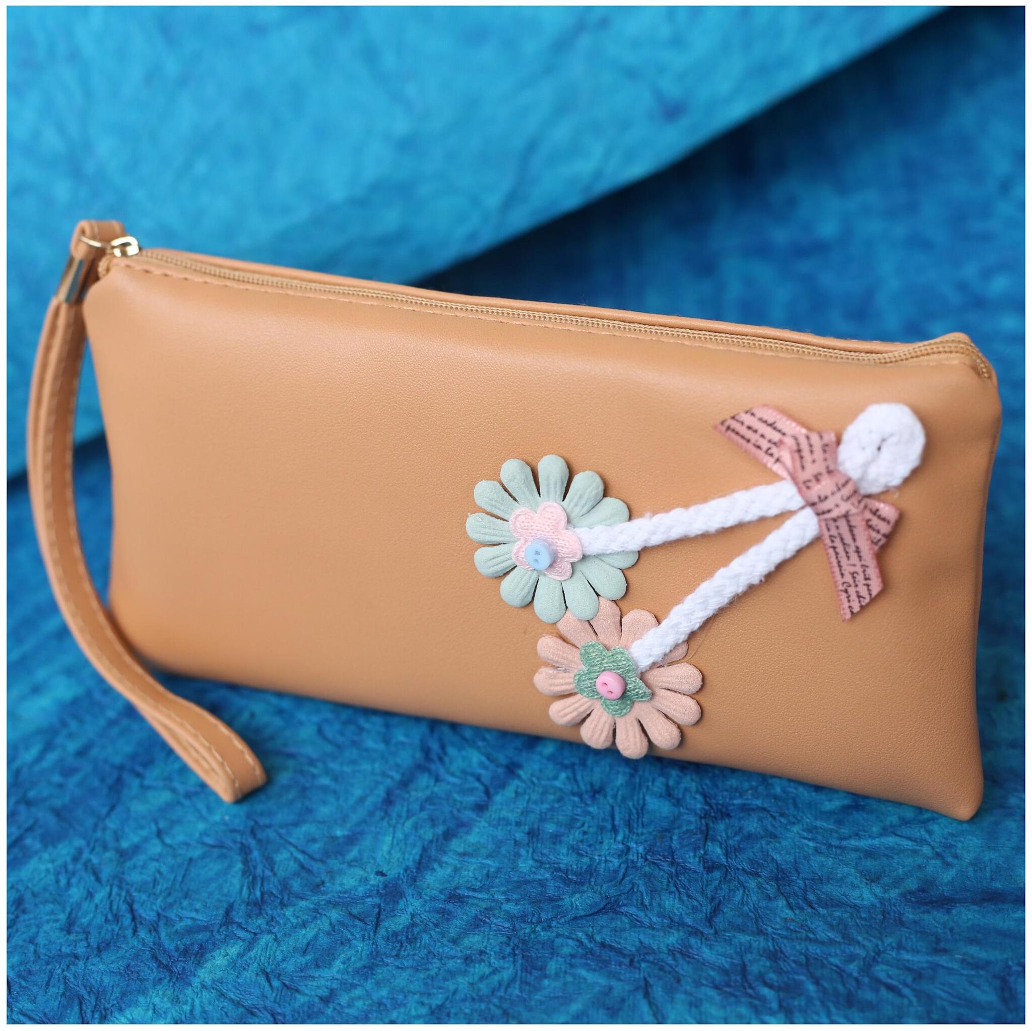 

Enso Women Brown Synthetic Wallet