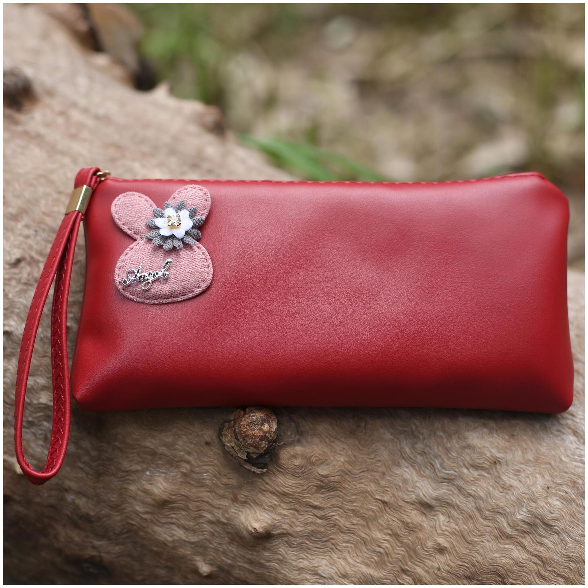 

Enso Women Red Synthetic Wallet