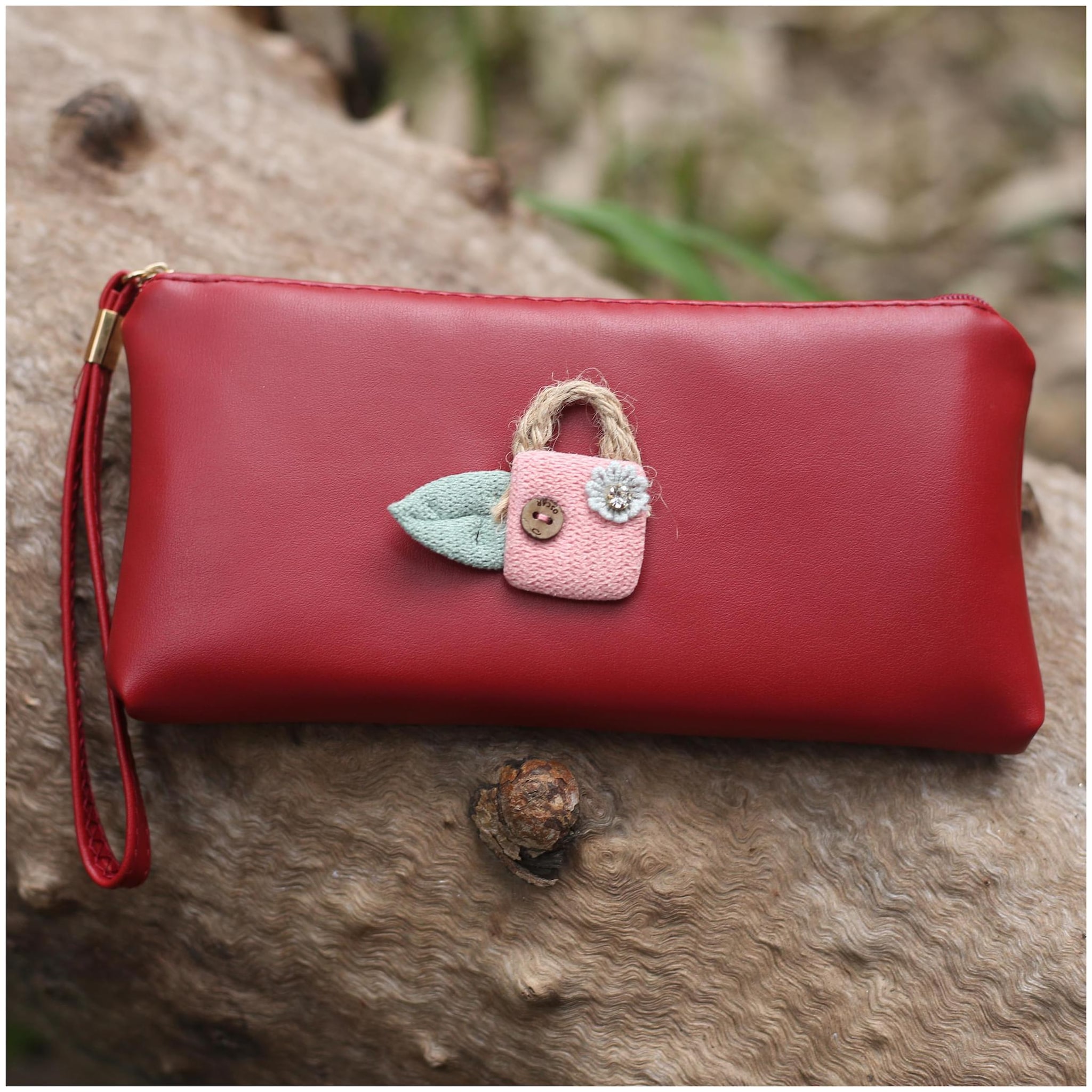 

Enso Women Red Synthetic Wallet