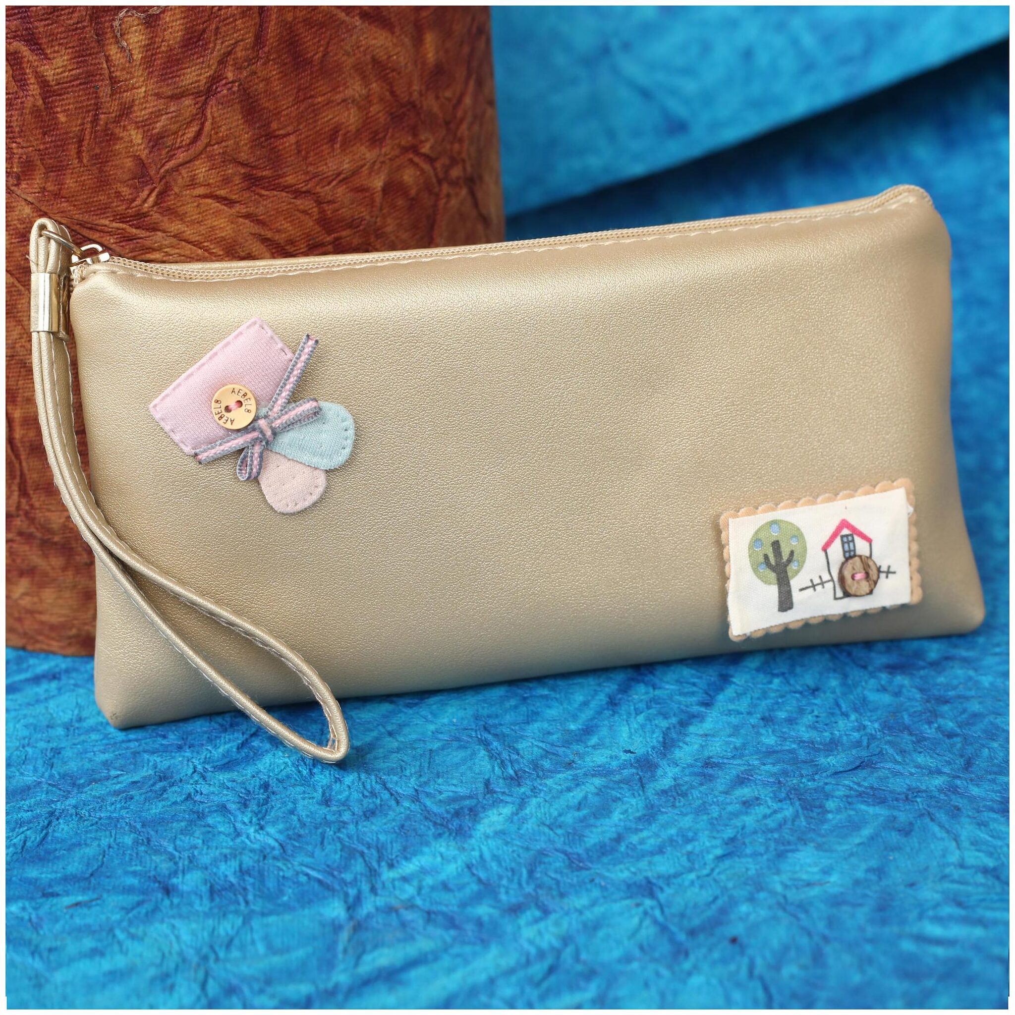 

Enso Women Gold Synthetic Wallet