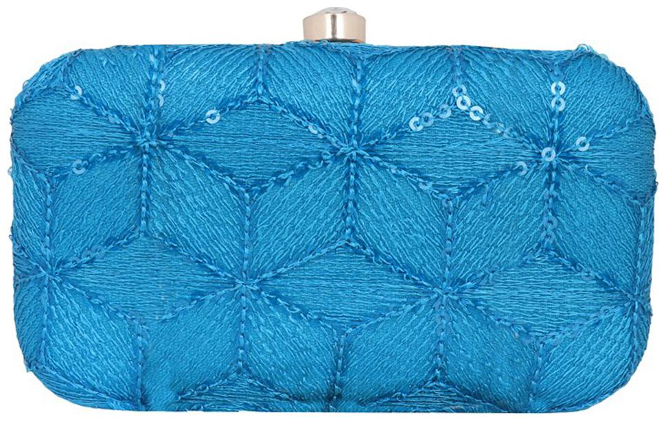 

Worthyy Enterprises Women Blue Synthetic Clutch