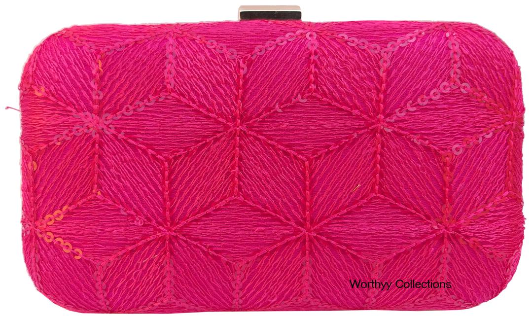 

Worthyy Enterprises Party Pink Clutch