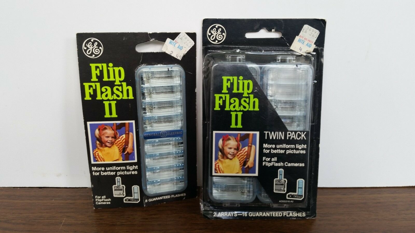 

GE Flip Flash II Twin Single Pack - In Factory Packaging 24 Flashes