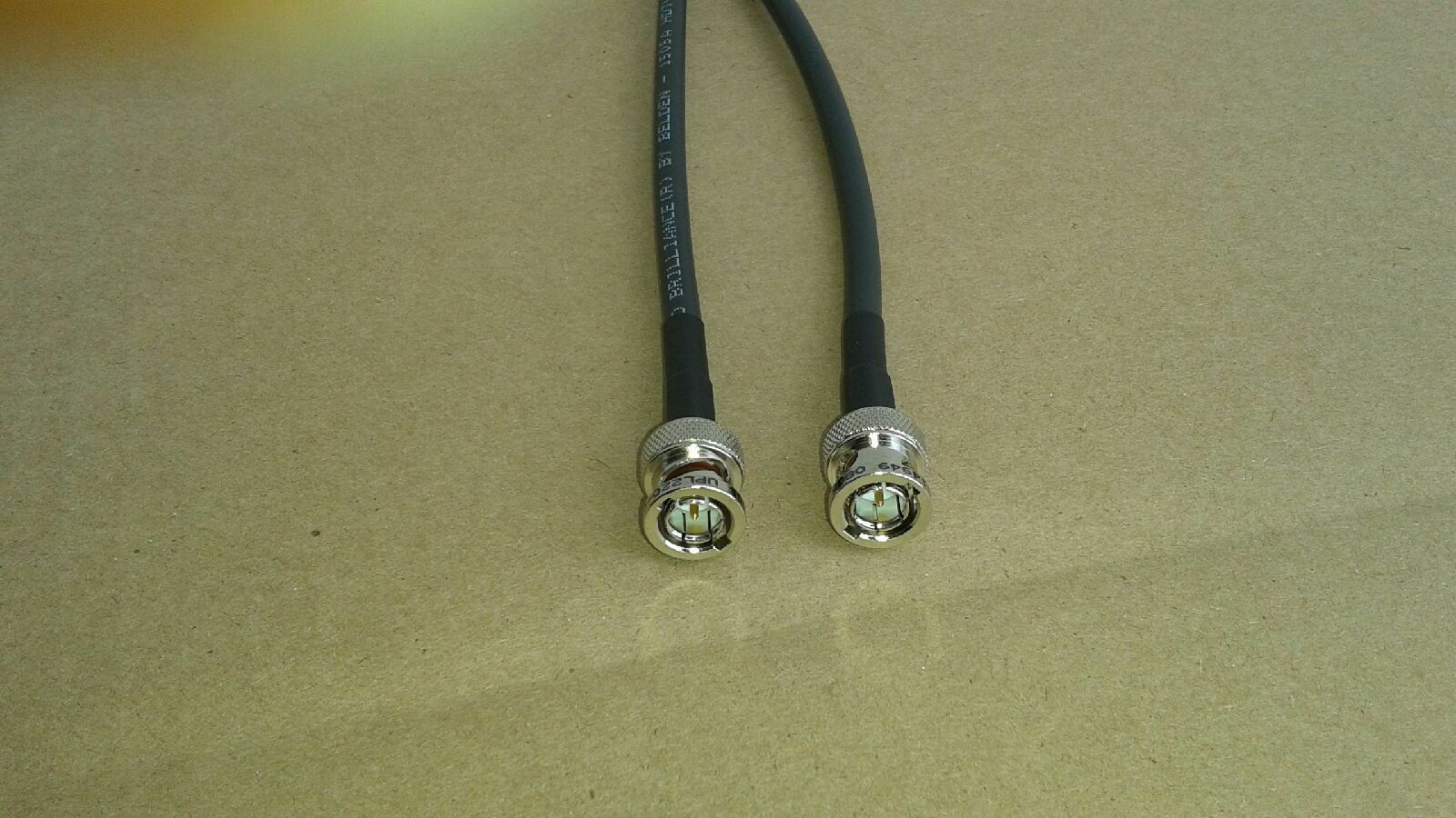 

BELDEN 1505A RG-59 HDTV SDI HD VIDEO 4 5 GHZ BNC male TO BNC male cable 1FT