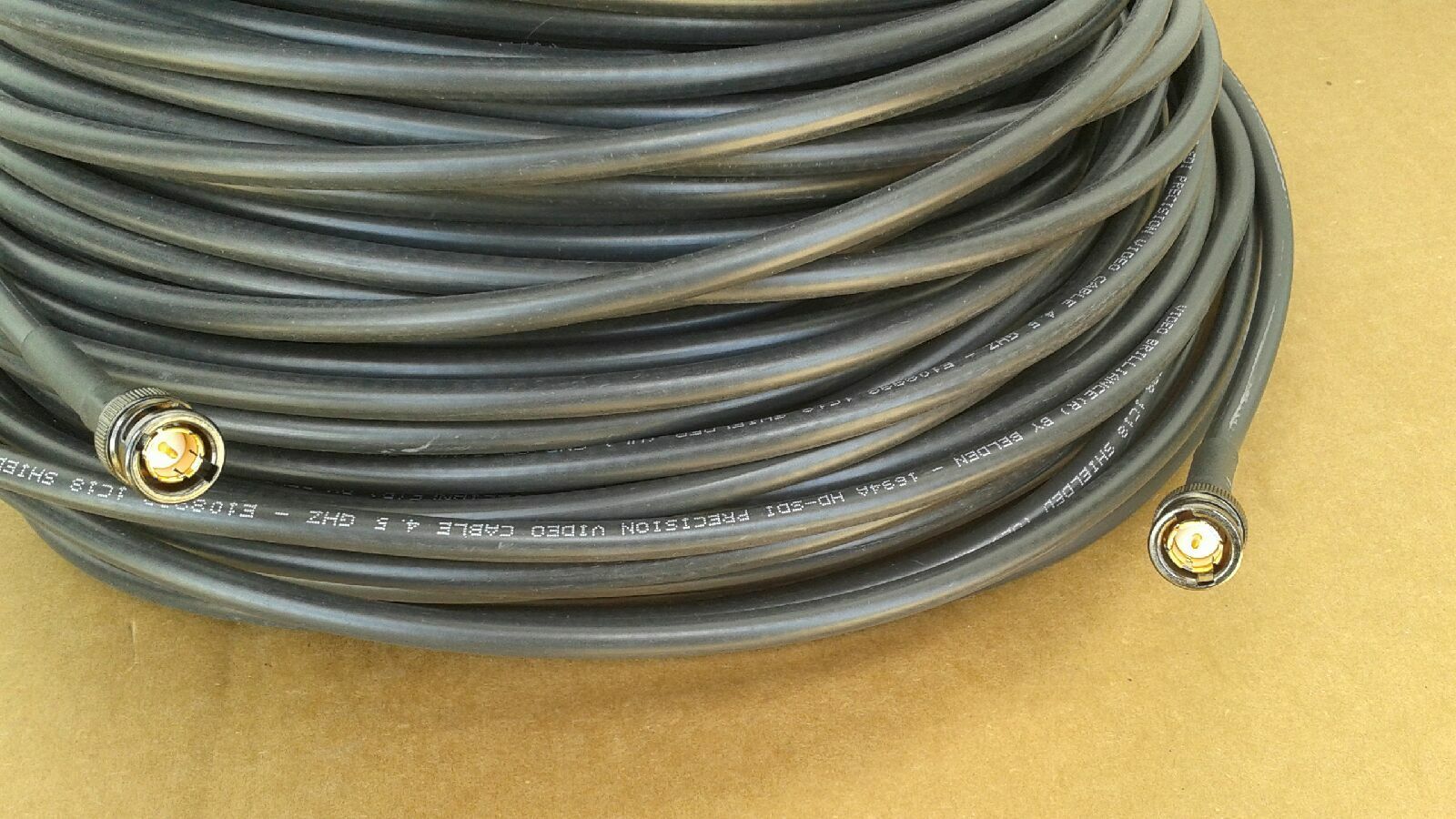 

Belden 1694A HD-SDI RG-6 Video Cable 4 5 GHZ BNC Male to BNC Male 50 ft