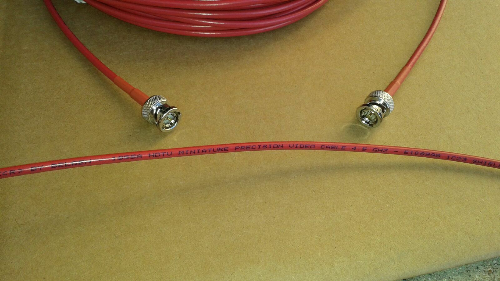 

Belden 1855A HD-SDI Mini RG59 Video Cable 4 5 GHZ BNC Male to BNC Male 100 ft