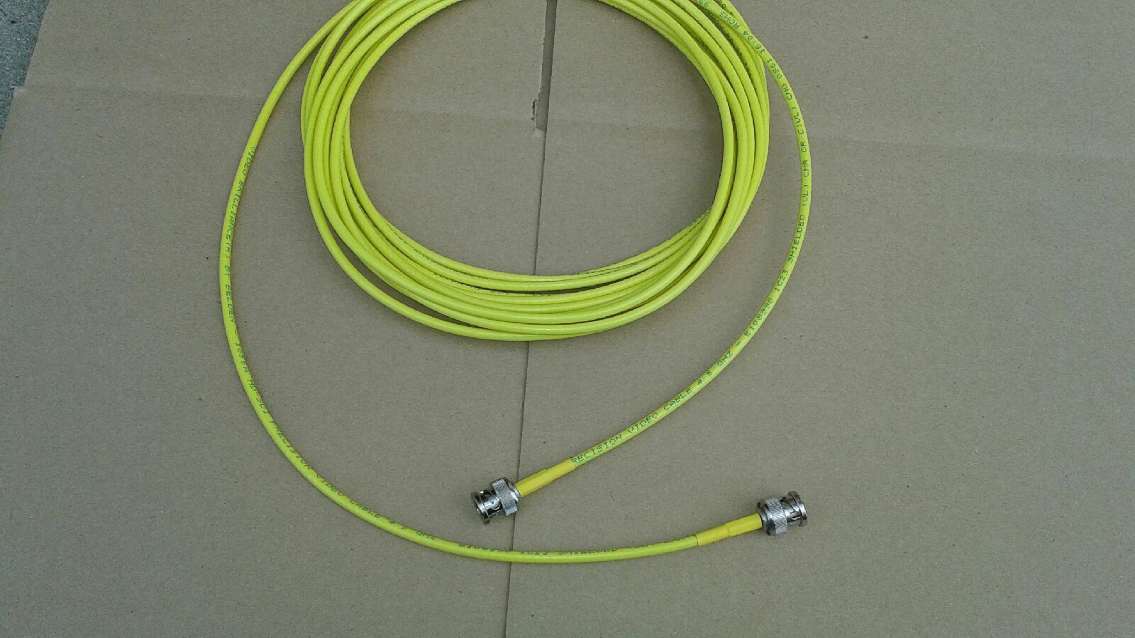 

Belden 1855A HD-SDI Mini RG59 Video Cable 4 5 GHZ BNC Male to BNC Male 25 ft